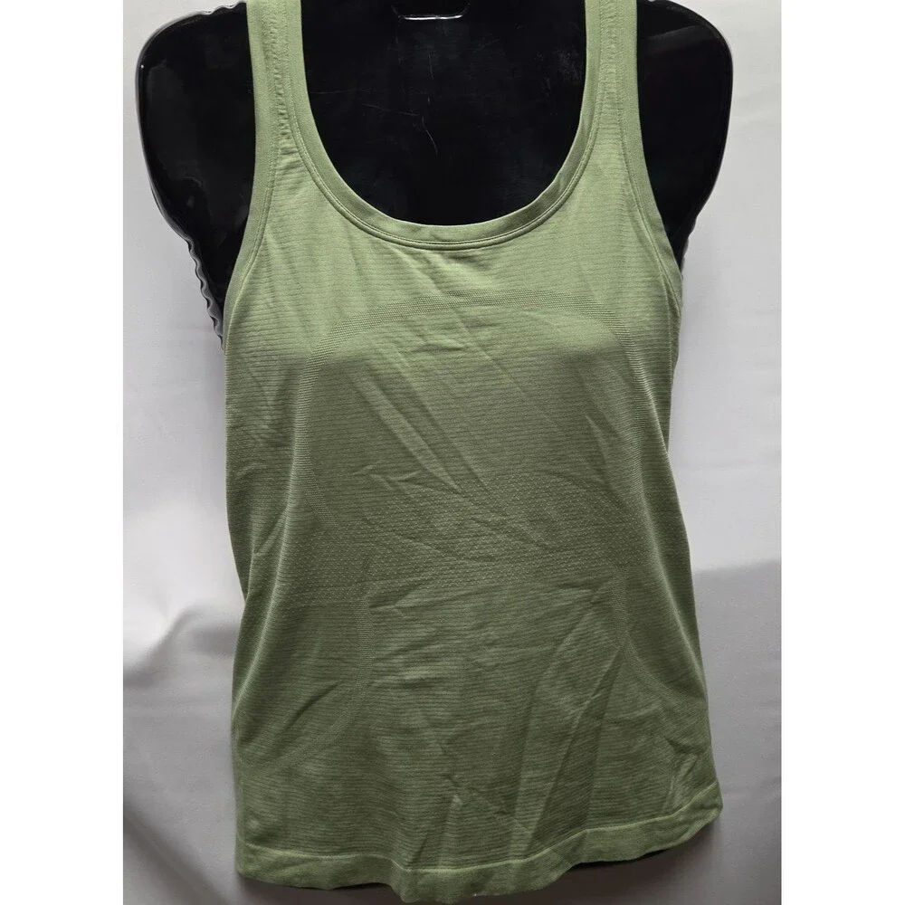 Lululemon Sage Olive Green Swiftly Tech Racerback Tank Top 2.0 Race Length 8 N/T
